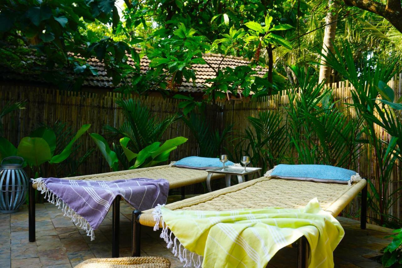 Bed and Breakfast Sunsets And Palm Trees Alappuzha Esterno foto